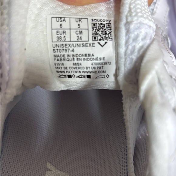 Saucony Grid NXT Originals  White Sneakers.Unisex NWBox Size 7.5Women 
Size 6Men - Picture 7 of 8